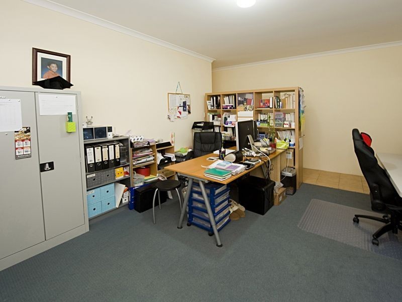 23 Sleight St, St James WA 6102