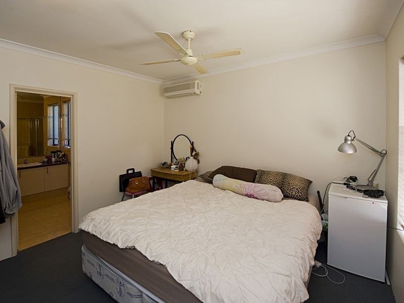 23 Sleight St, St James WA 6102