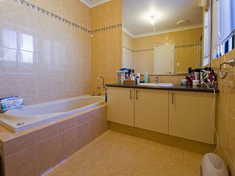 23 Sleight St, St James WA 6102