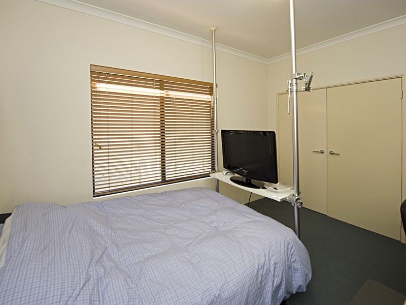 23 Sleight St, St James WA 6102