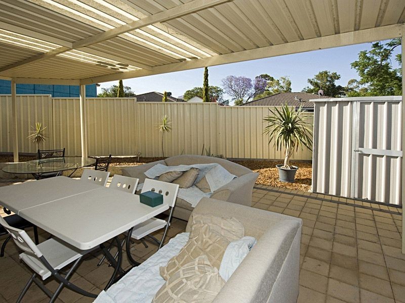 23 Sleight St, St James WA 6102