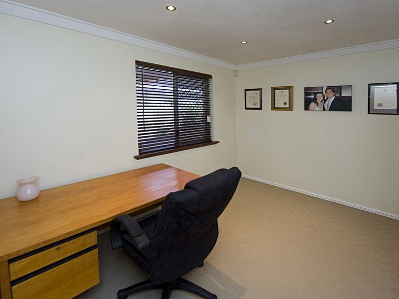 17A PRISKE WAY, Rivervale WA 6103