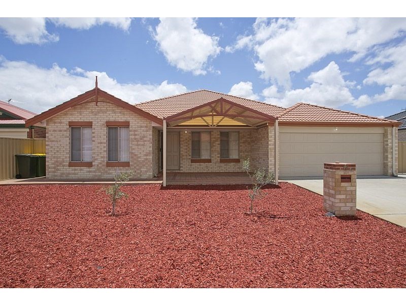 15 Sittella Gardens, East Cannington WA 6107