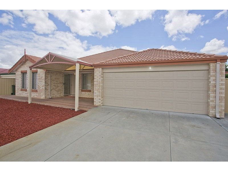 15 Sittella Gardens, East Cannington WA 6107