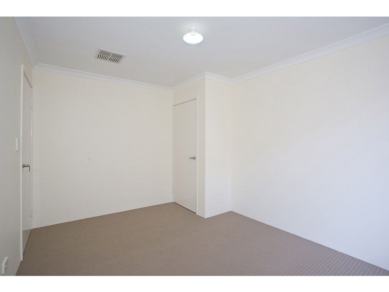 15 Sittella Gardens, East Cannington WA 6107