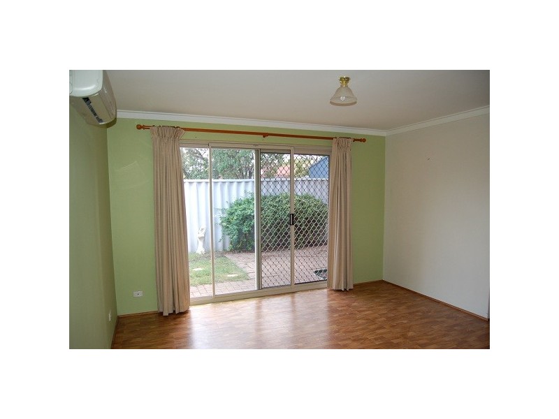 3/8 Cargill Street, Victoria Park WA 6100