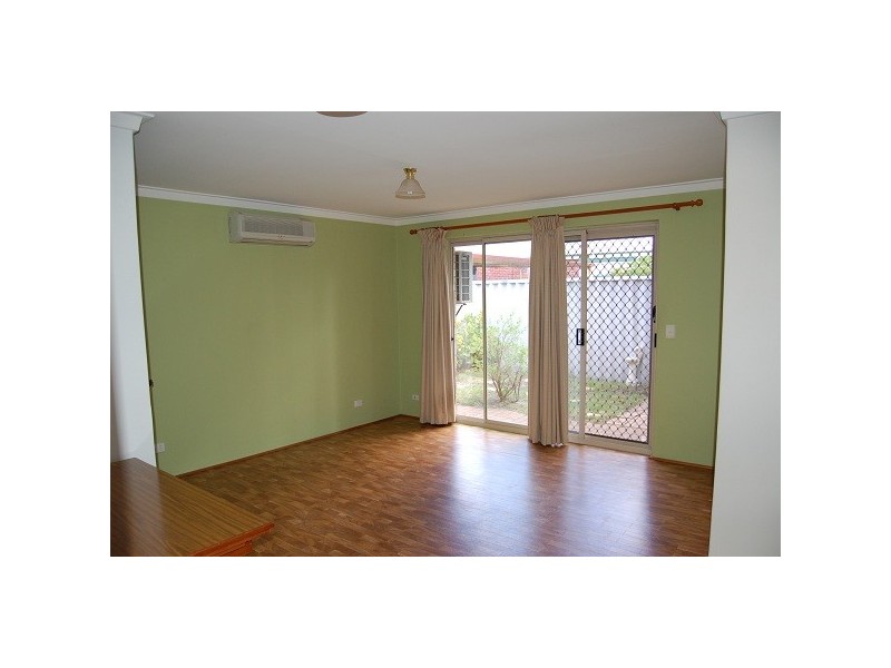 3/8 Cargill Street, Victoria Park WA 6100