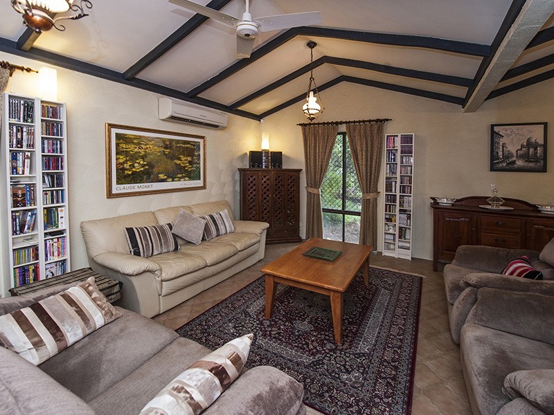 10 WESTMINSTER STREET, East Victoria Park WA 6101