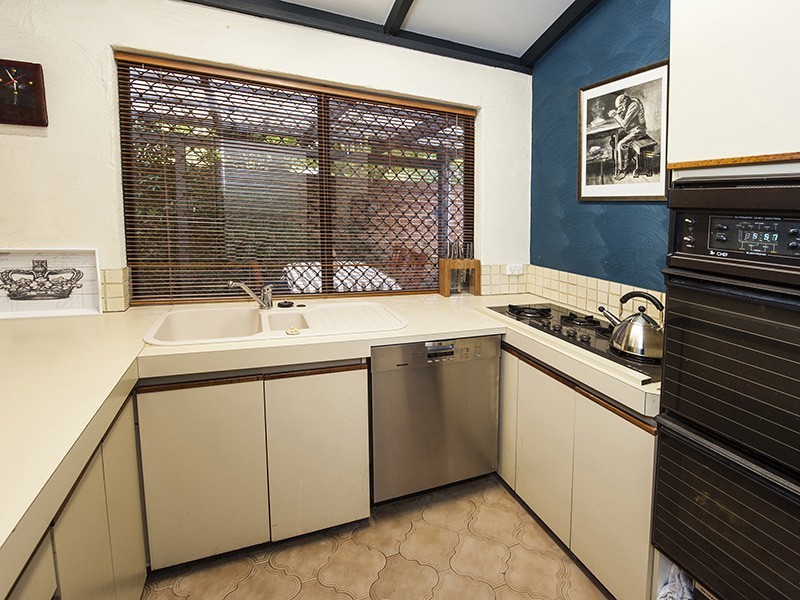 10 WESTMINSTER STREET, East Victoria Park WA 6101