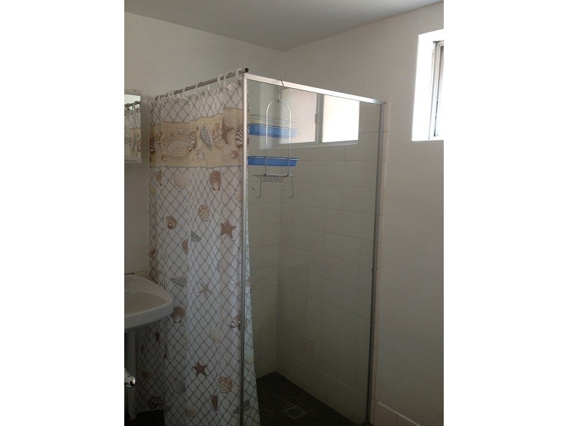 2/105 Hubert Street, East Victoria Park WA 6101