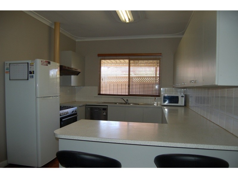 13 Chapman Road, St James WA 6102