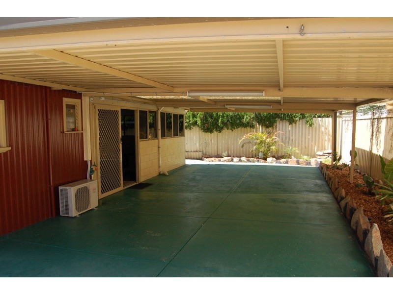 13 Chapman Road, St James WA 6102