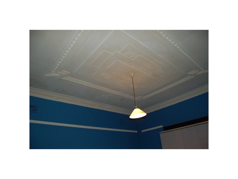 8 Fitzroy Road, Rivervale WA 6103