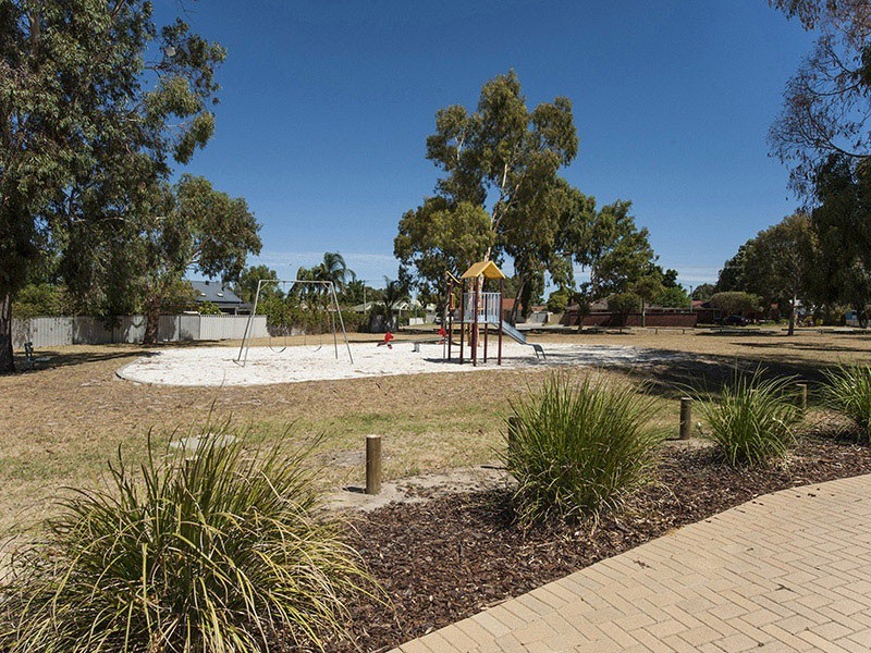 7/66 Park Road, Kenwick WA 6107