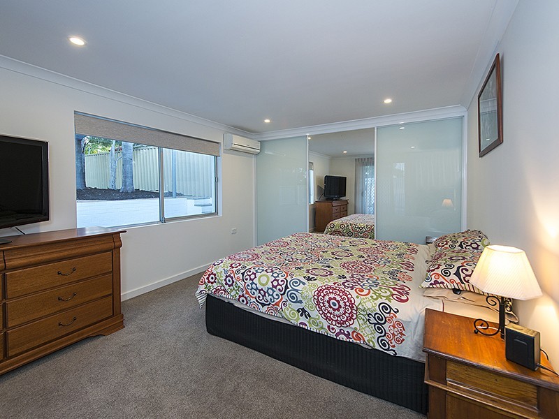 3 Gladstone St, St James WA 6102