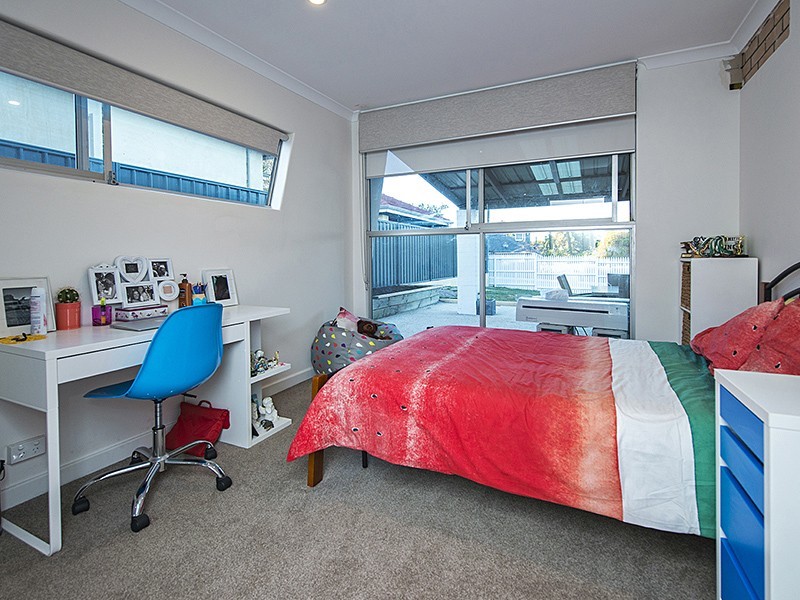 3 Gladstone St, St James WA 6102