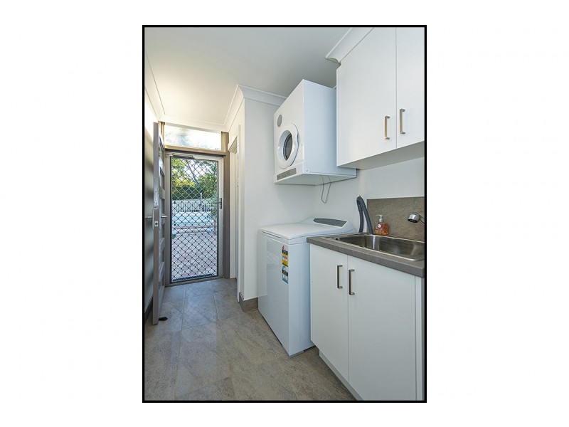 3 Gladstone St, St James WA 6102