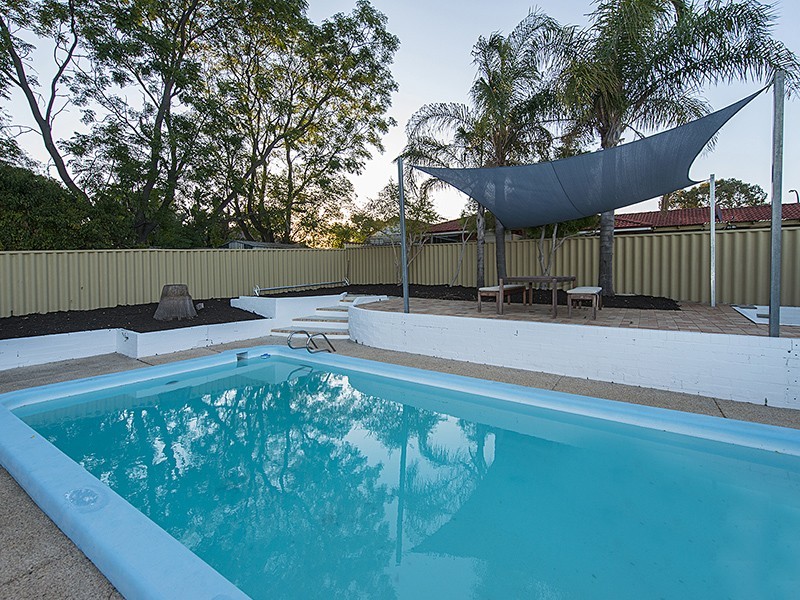 3 Gladstone St, St James WA 6102