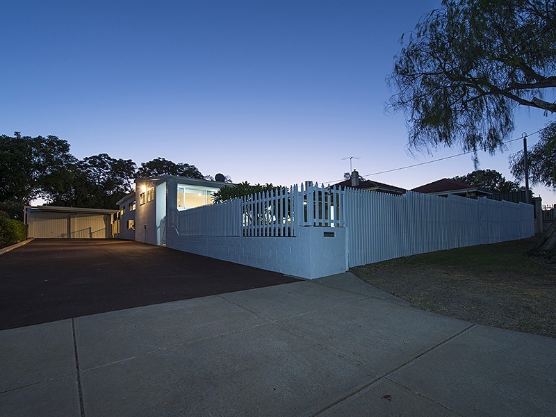 3 Gladstone St, St James WA 6102