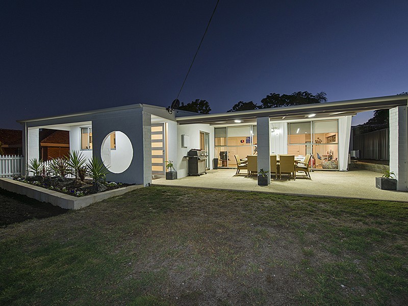 3 Gladstone St, St James WA 6102