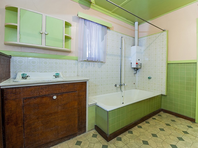 91 Kitchener Avenue, Victoria Park WA 6100