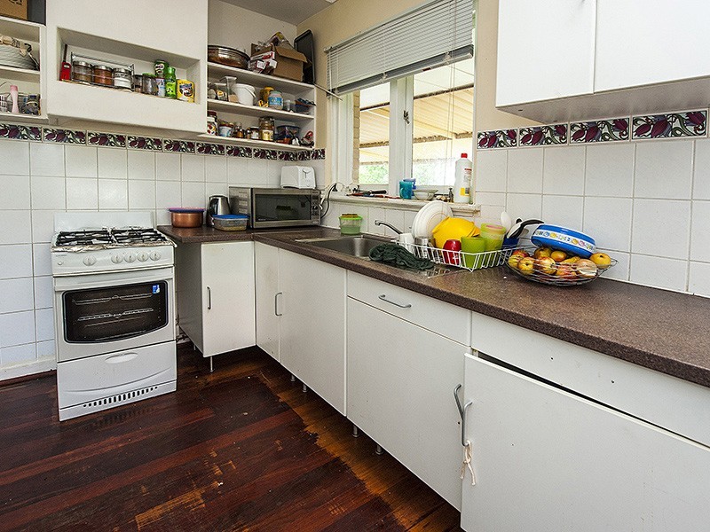 62 Kenwick Road, Kenwick WA 6107