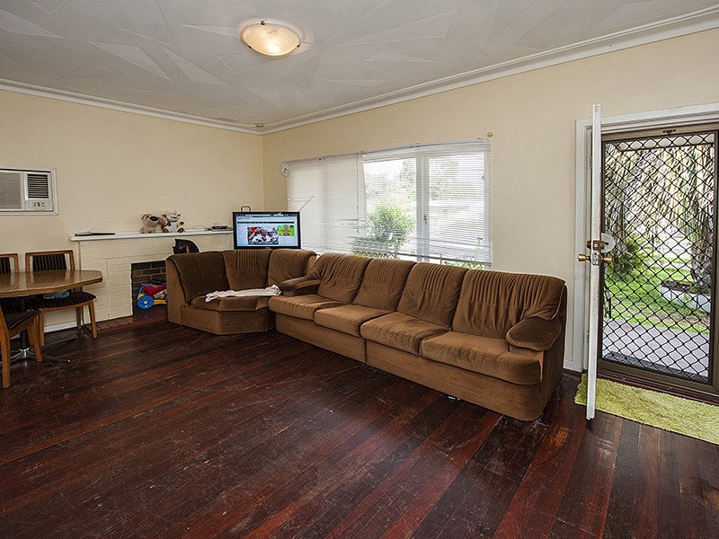 62 Kenwick Road, Kenwick WA 6107