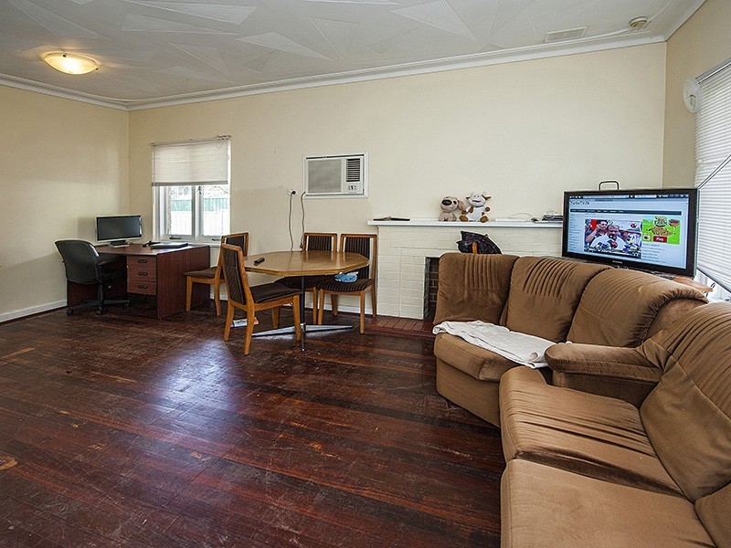 62 Kenwick Road, Kenwick WA 6107