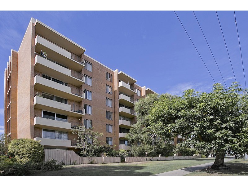 13 / 80 King George Street, Victoria Park WA 6100