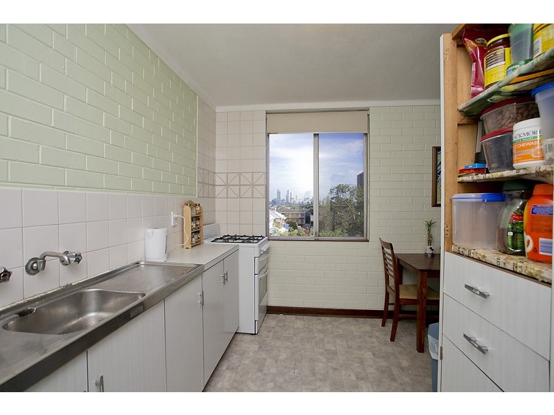 13 / 80 King George Street, Victoria Park WA 6100