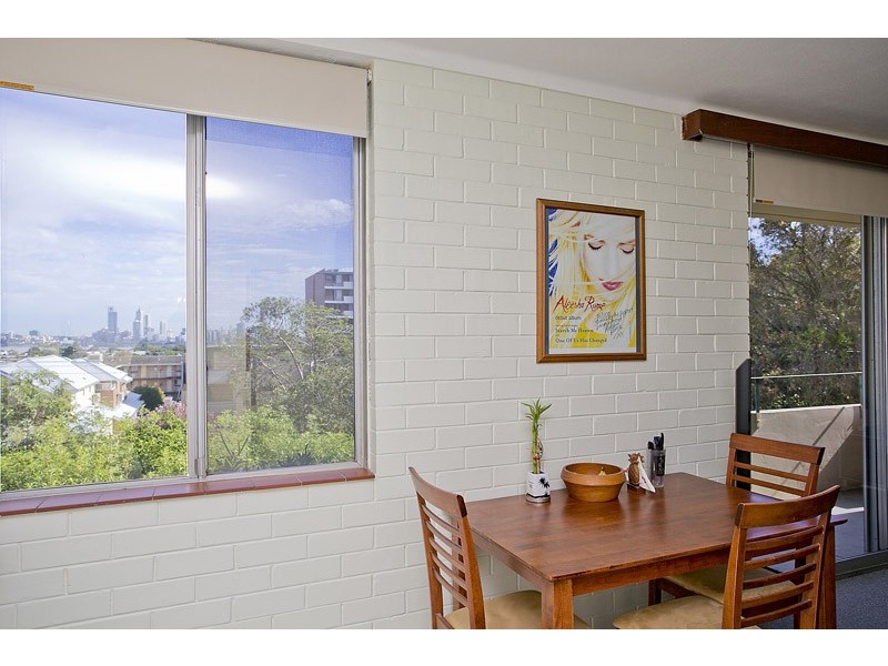 13 / 80 King George Street, Victoria Park WA 6100