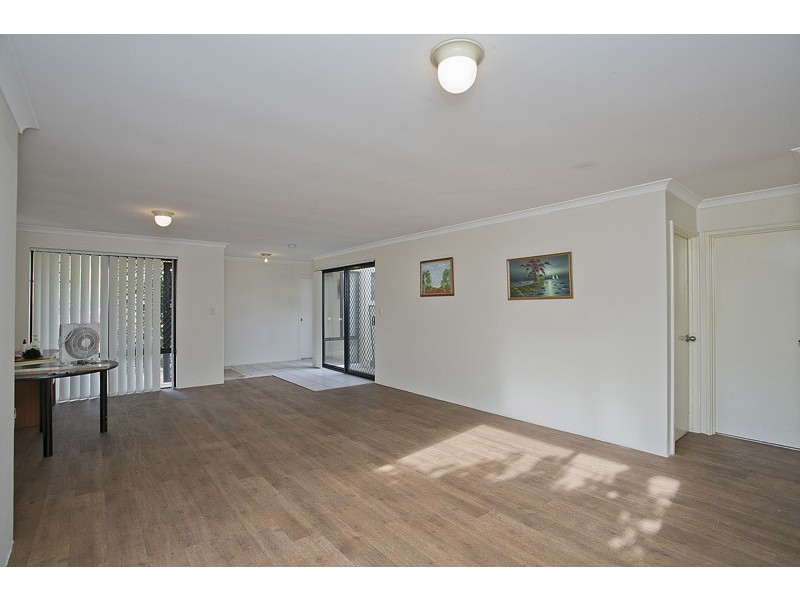 61 Coolgardie Street, St James WA 6102