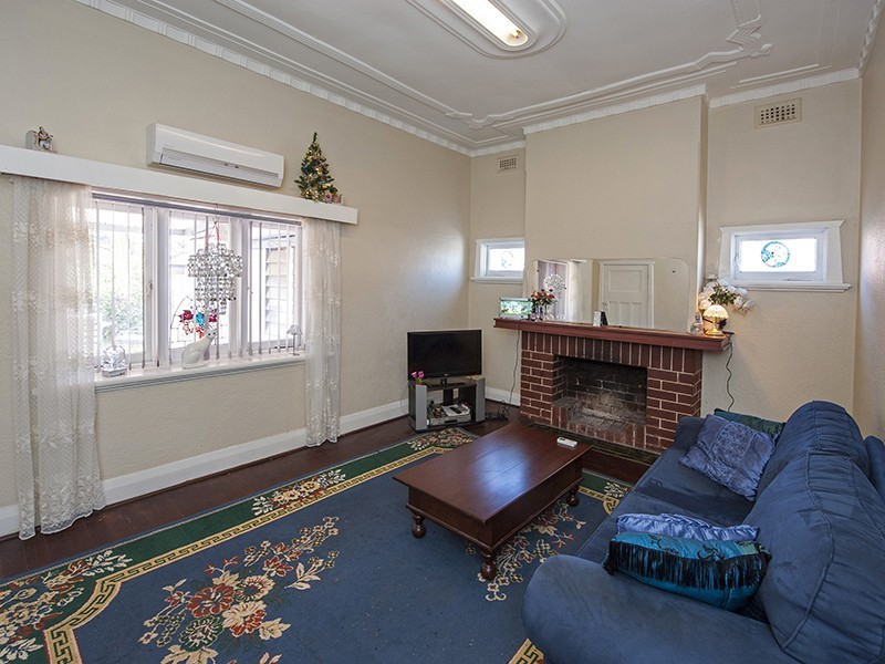 174 Hubert Street, East Victoria Park WA 6101