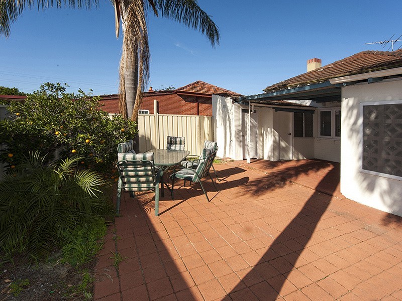 174 Hubert Street, East Victoria Park WA 6101