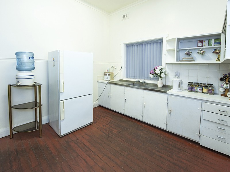 174 Hubert Street, East Victoria Park WA 6101