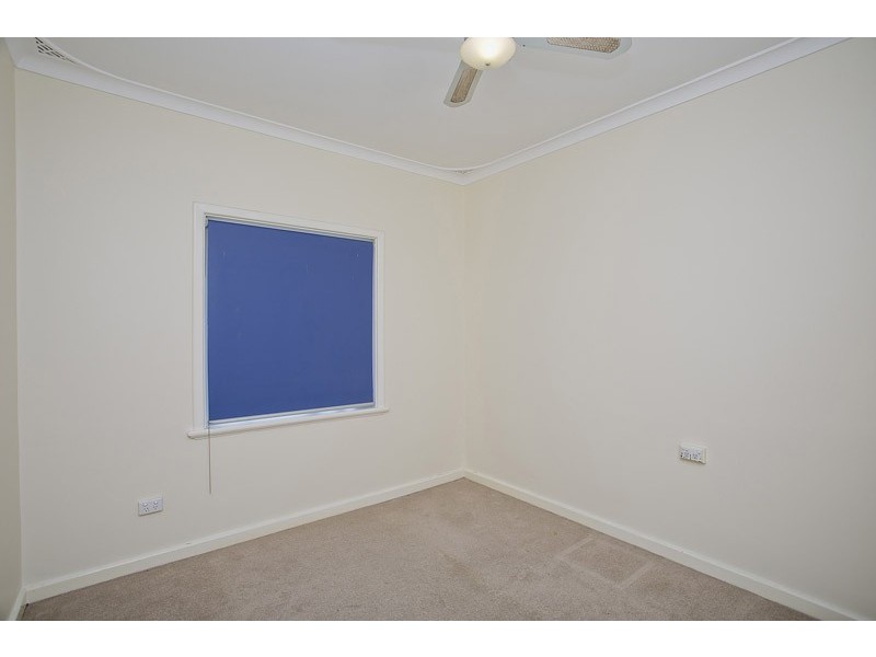 36 Hill View Tce, St James WA 6102