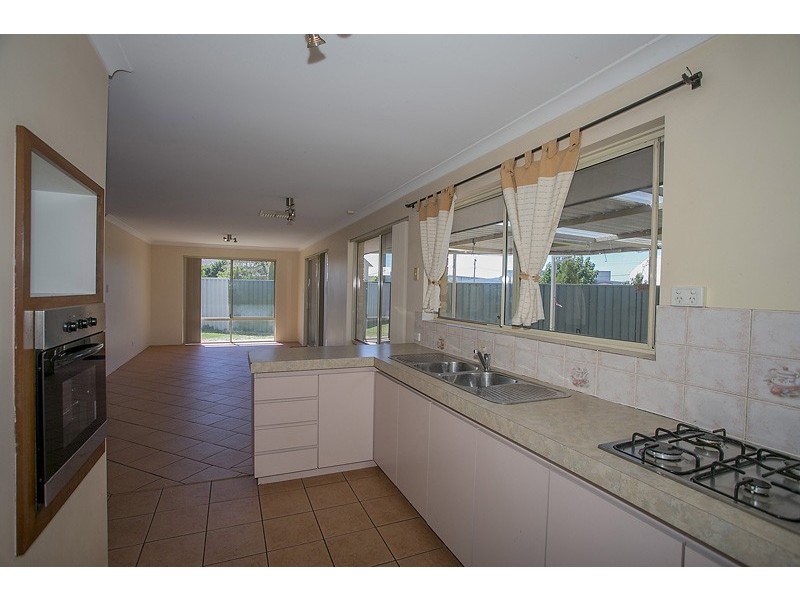 47 Phoenix Drive, Kenwick WA 6107