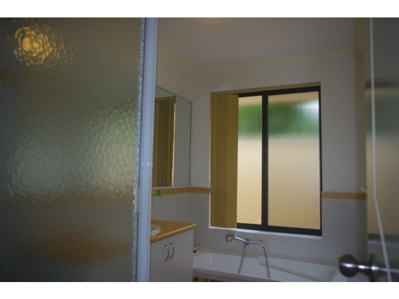 6 Lowan Loop, Karawara WA 6152