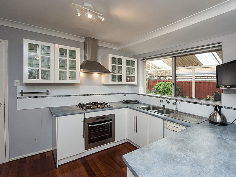 3 Hendon Place, Wilson WA 6107