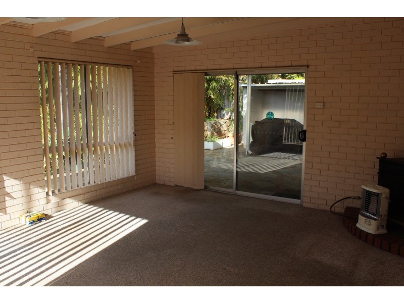 38 Palmerston Street, St James WA 6102
