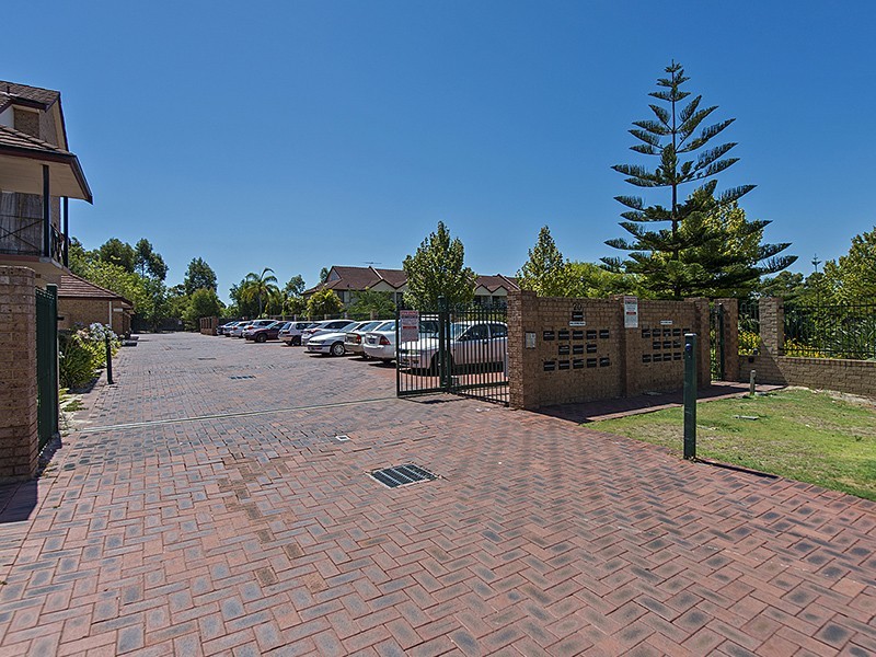 21/20 Gochean Avenue, Bentley WA 6102