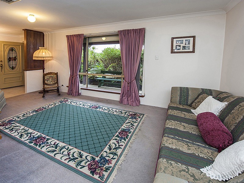 8 Gloucester Court, Willetton WA 6155