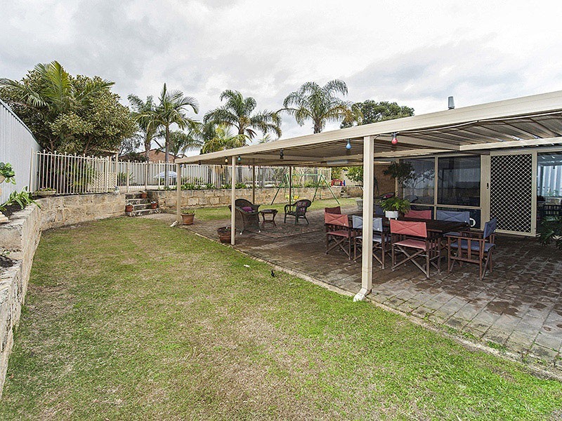 8 Gloucester Court, Willetton WA 6155