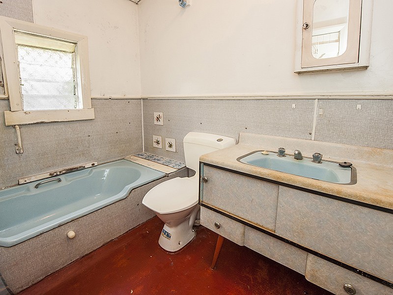 6 Camberwell Street, East Victoria Park WA 6101