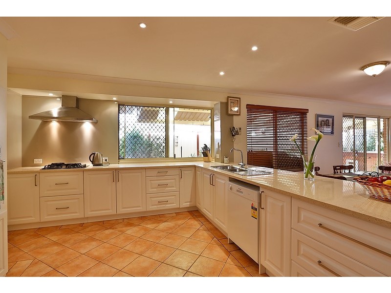 15B Mars Street, Carlisle WA 6101