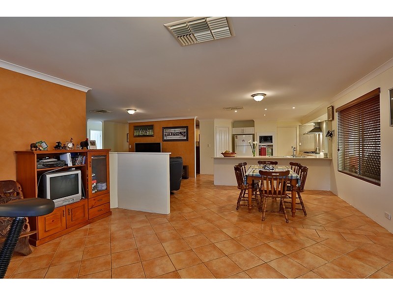 15B Mars Street, Carlisle WA 6101