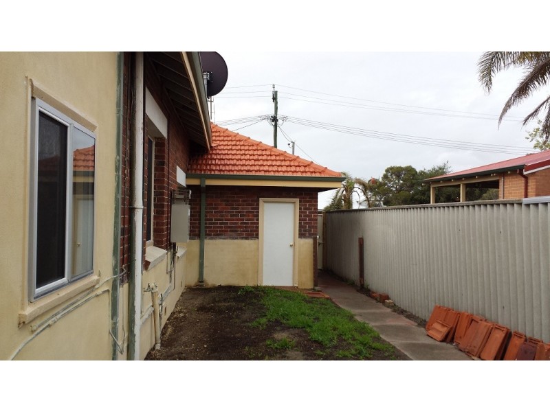 7 Merton Street, Victoria Park WA 6100