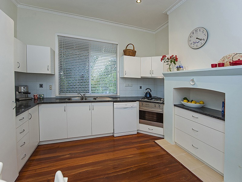 52A Mars Street, Carlisle WA 6101