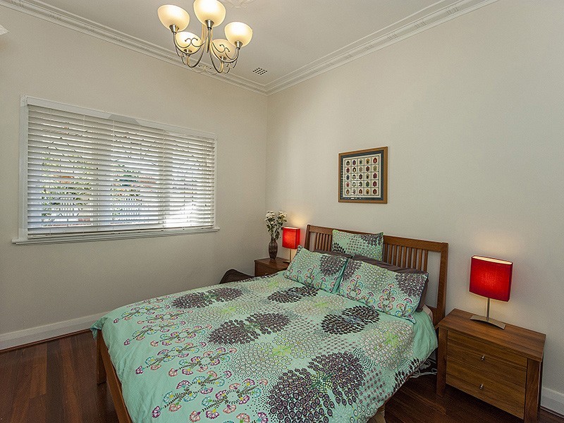 52A Mars Street, Carlisle WA 6101