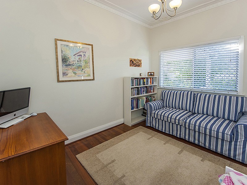 52A Mars Street, Carlisle WA 6101